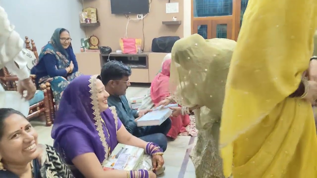 नई बहू ने की रसम 🤣🤣 nai Bahu ki rasam! Bahu! Dulhan! Rasam!#jangidpariwarislive #shortsfeed#viral 