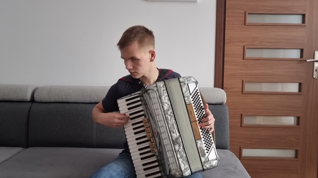 Gdy się Chrystus rodzi /kolęda/- akordeon Manfrini 120