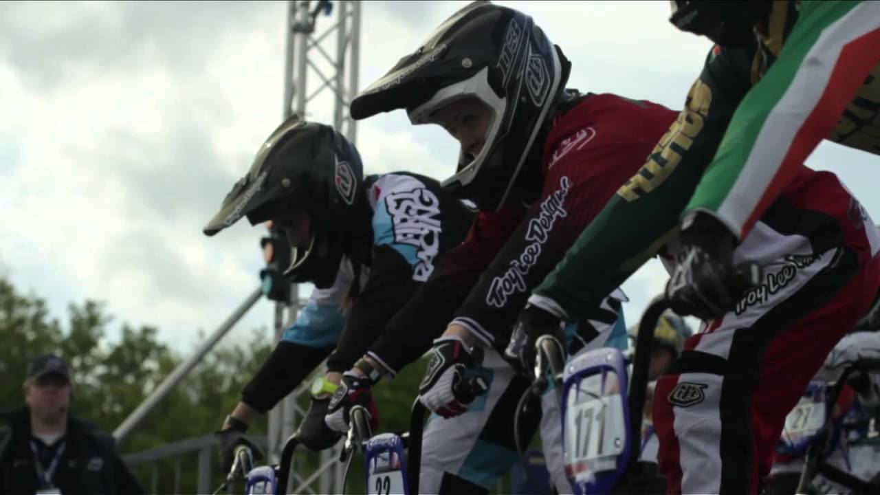 UCI BMX Supercross 2012 Papendal: Lane 1: Inside BMX Supercross