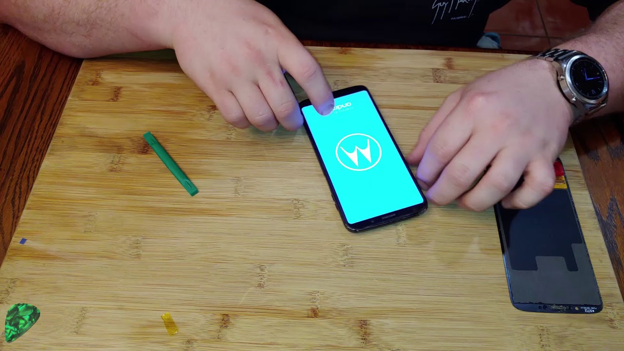 Moto Z3 Droid Screen replacement