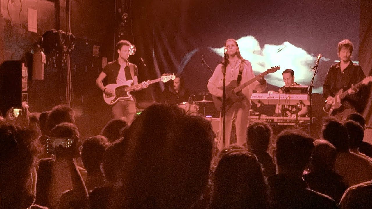 Tess Parks @Covo Club (season opening!)
