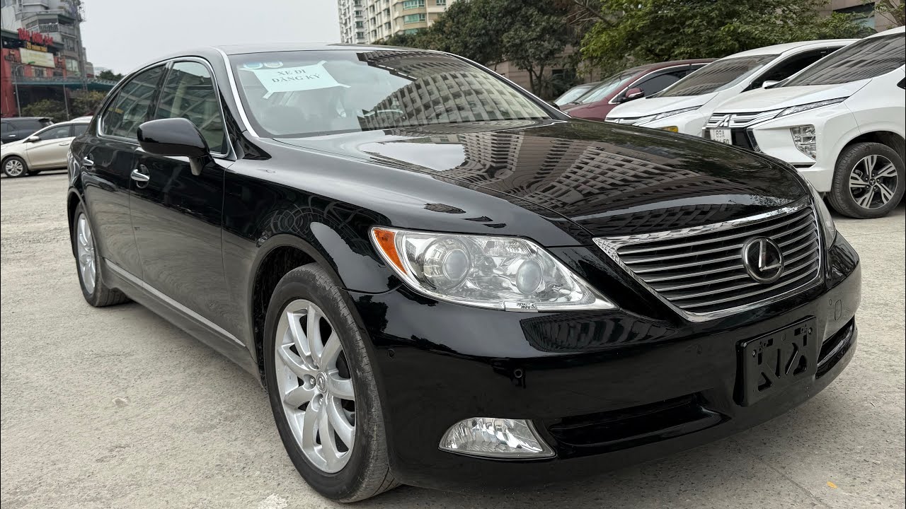 Sưu tầm độc bản! Lexus LS460L 2007 nhập Mỹ một chủ từ mới. Full kịch Option