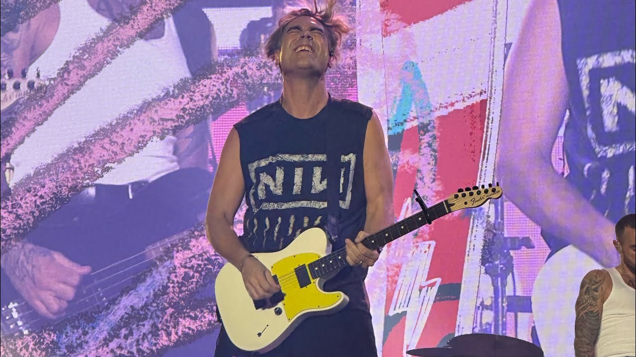 BUSTED - DAWSON’S GEEK, BRITNEY, NERDY, WHY (MEDLEY) - NEWCASTLE NIGHT 1 - BUSTED VS MCFLY TOUR 2025