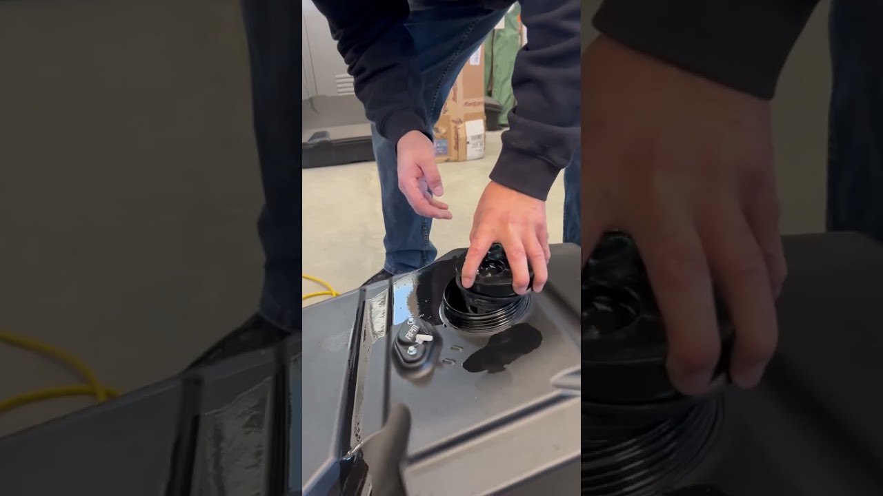 How to install RPM gas tank Mav R