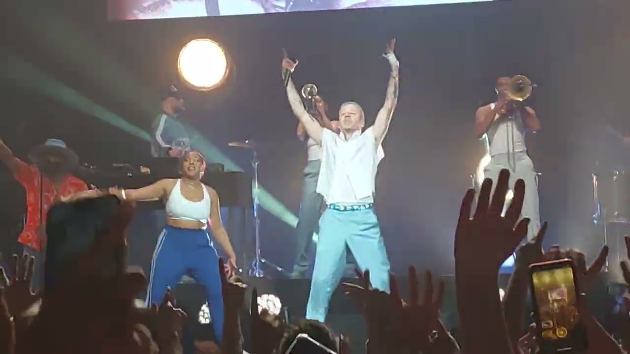 Macklemore - Glorious (Live) (O2 Academy Glasgow, 07/04/2023)