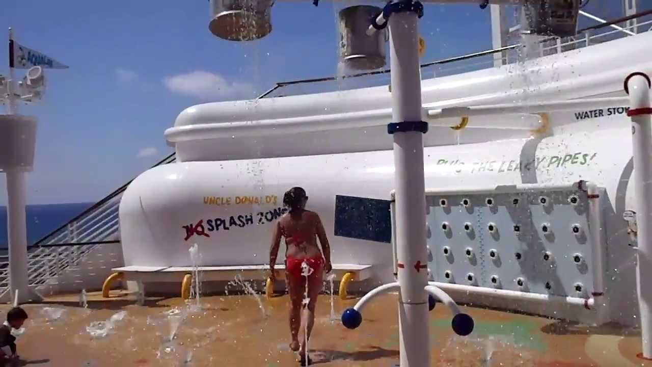 Aqua Lab Disney fantasy