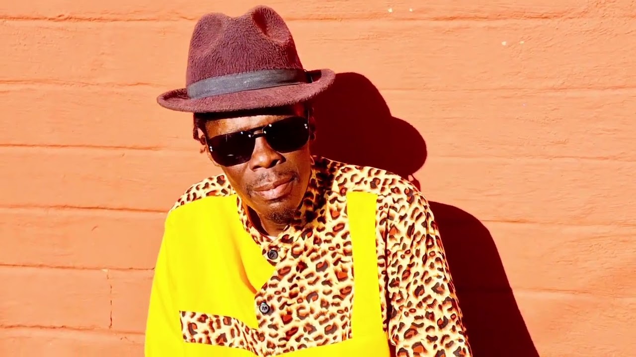 DR KAREKE HENGUVA ( NEW SONG 2025) Ovataure.