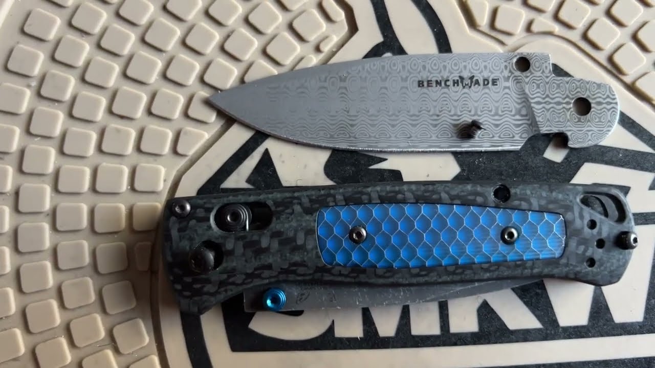 Halloween Swap Benchmade Bugout 535-191 Gold Class Ghost Carbon Fiber Stone Washed Acid Etched Knife
