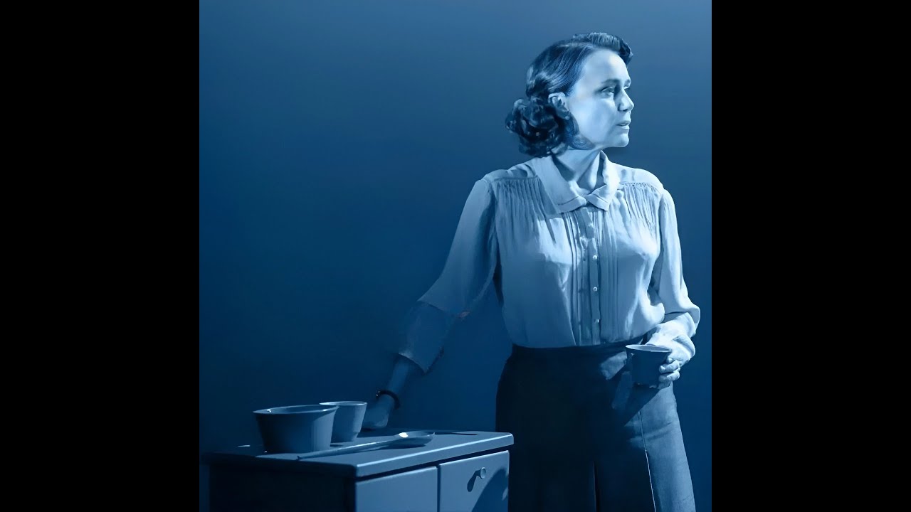 Keeley Hawes - Directors Mike Longhurst and Ann Yee talk about 'The Human Body'.