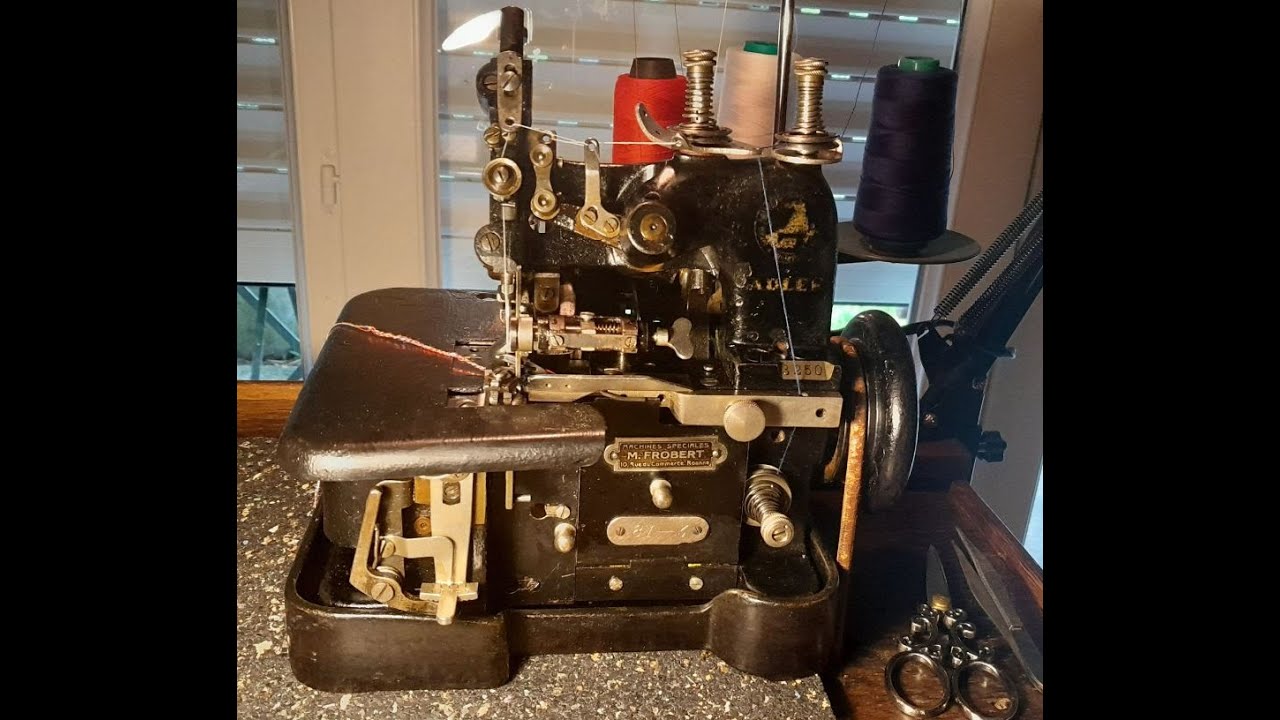 Adler 81 3 (clone de Singer 81  3) de Simanco33