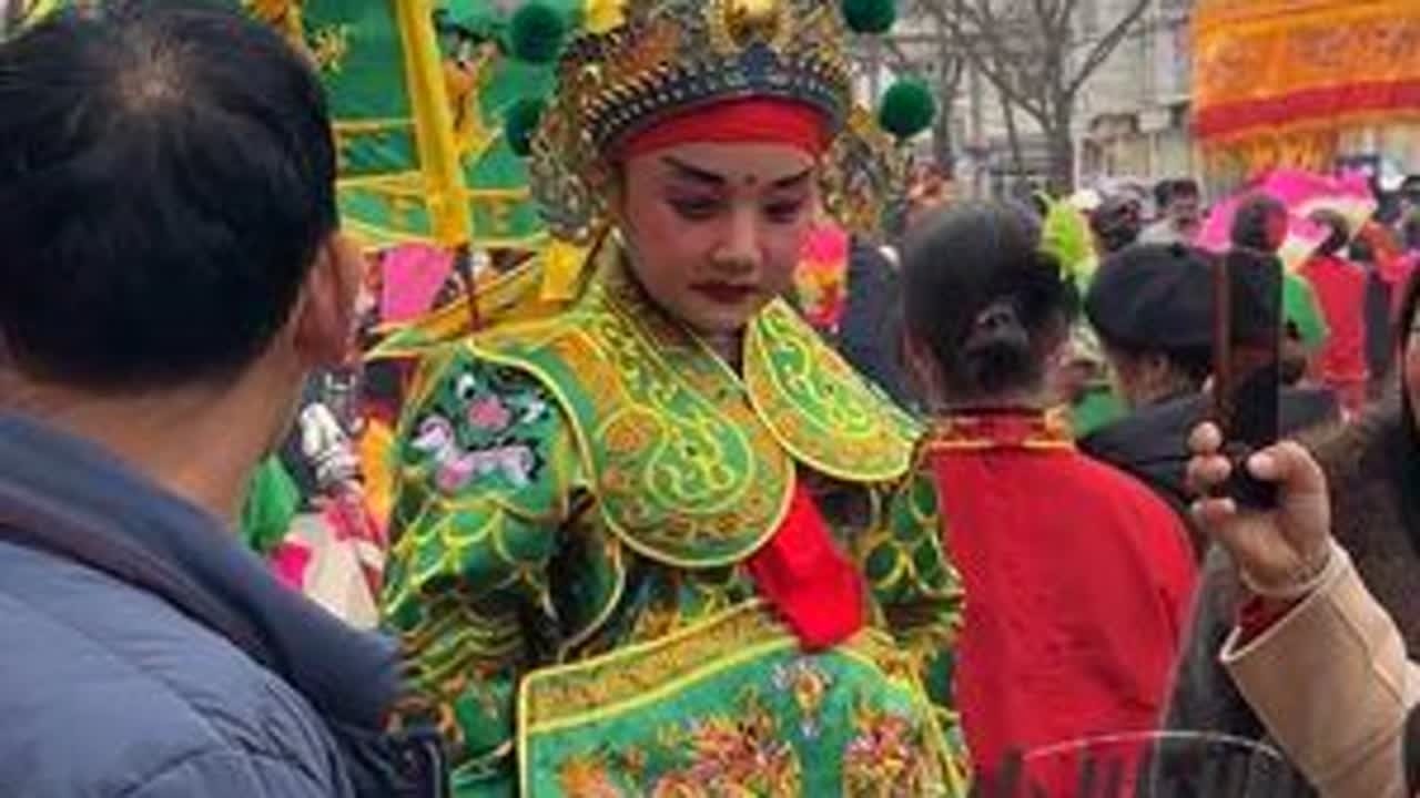 #社火 #社火小演员 #甘肃社火 #非遗文化传承 老家这社火确实棒，不过这小朋友不得不说是真厉害@甘肃文旅 @平凉文旅