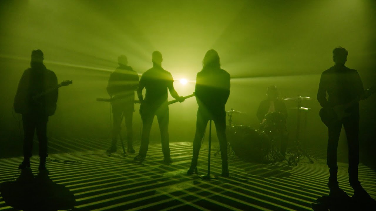 Underoath - On My Teeth (Official Music Video)