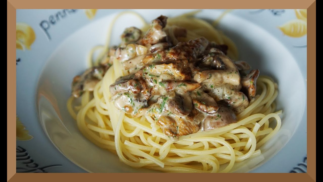 NUDELN IN PILZRAHMSOSSE REZEPT I 20 MINUTEN I VEGETARISCH