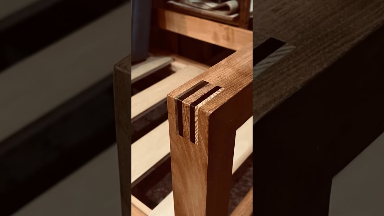 Miter joint with wood spline, #woodworking #woodcraft