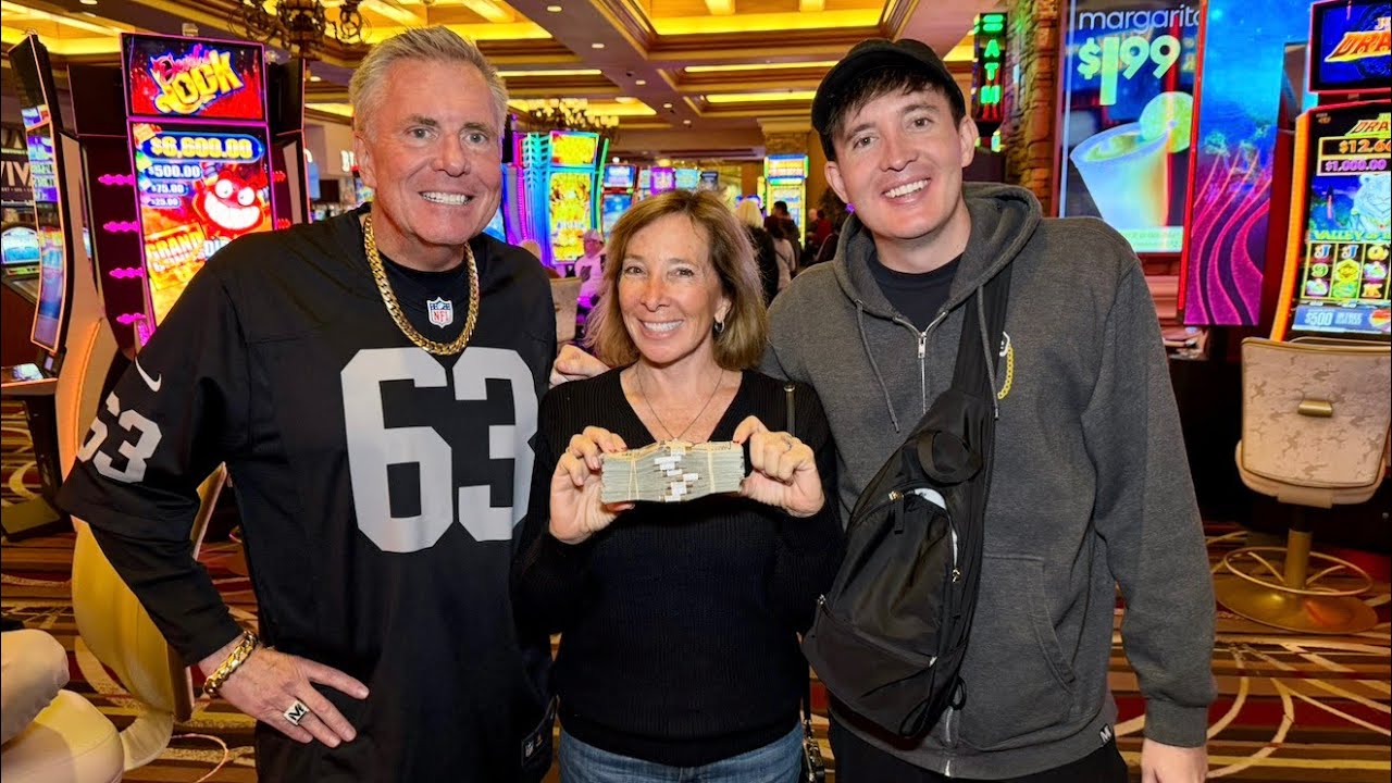 Family Gambling Night In Vegas LIVE!