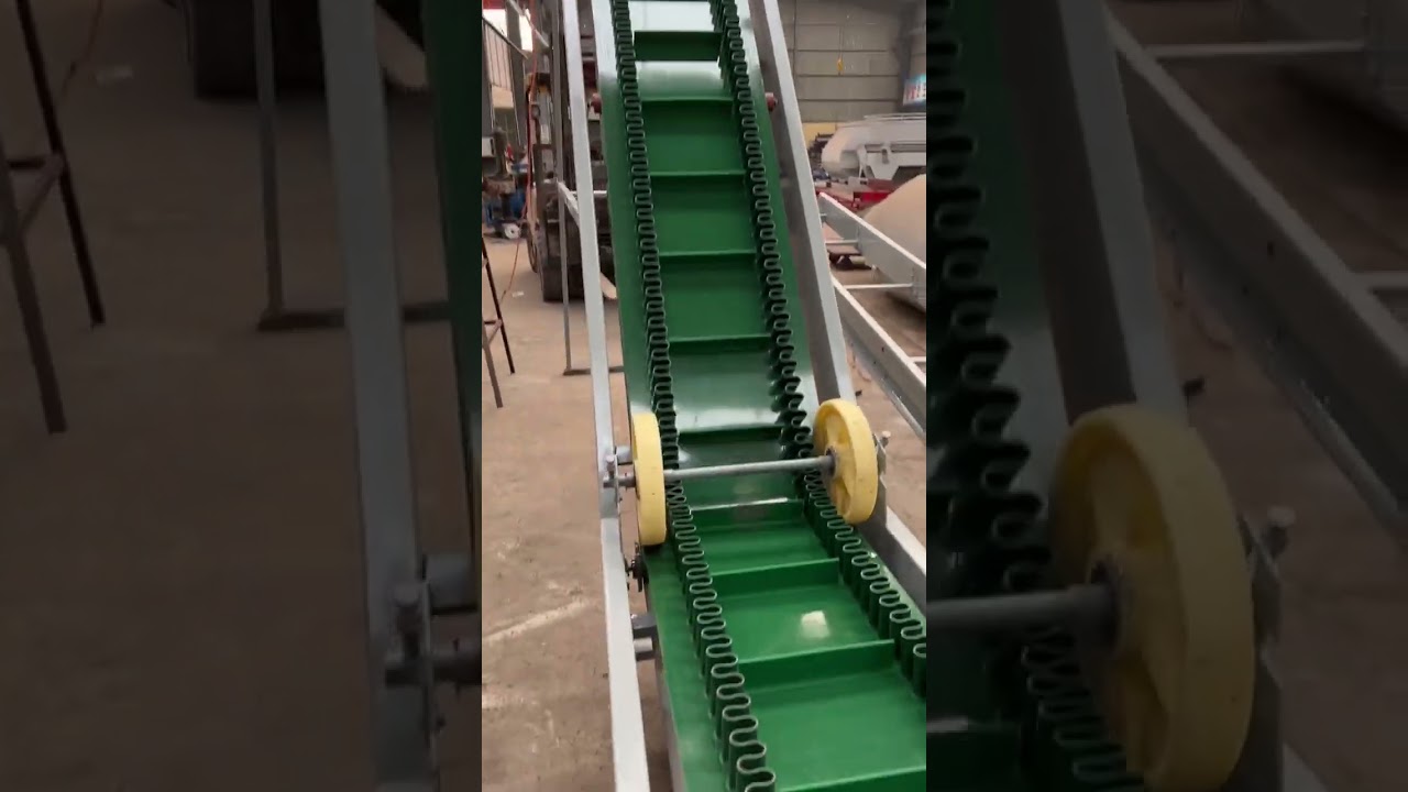 Inclined Belt Conveyor