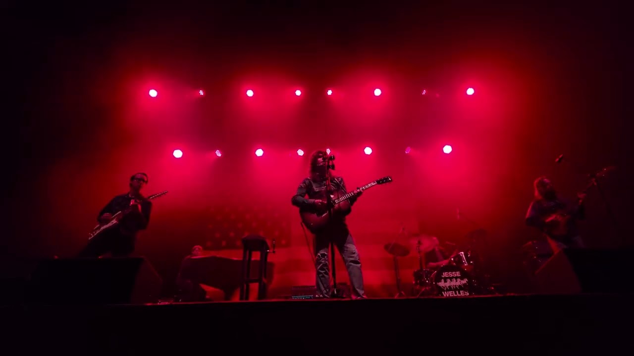 Red performed live by Jesse Welles at The Sylvee, 3/11/26