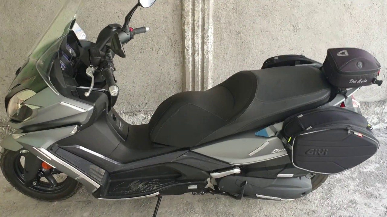 Kymco Downtown 350i ABS , Givi EA101B , Kappa KK-KD6107ST wind shield.