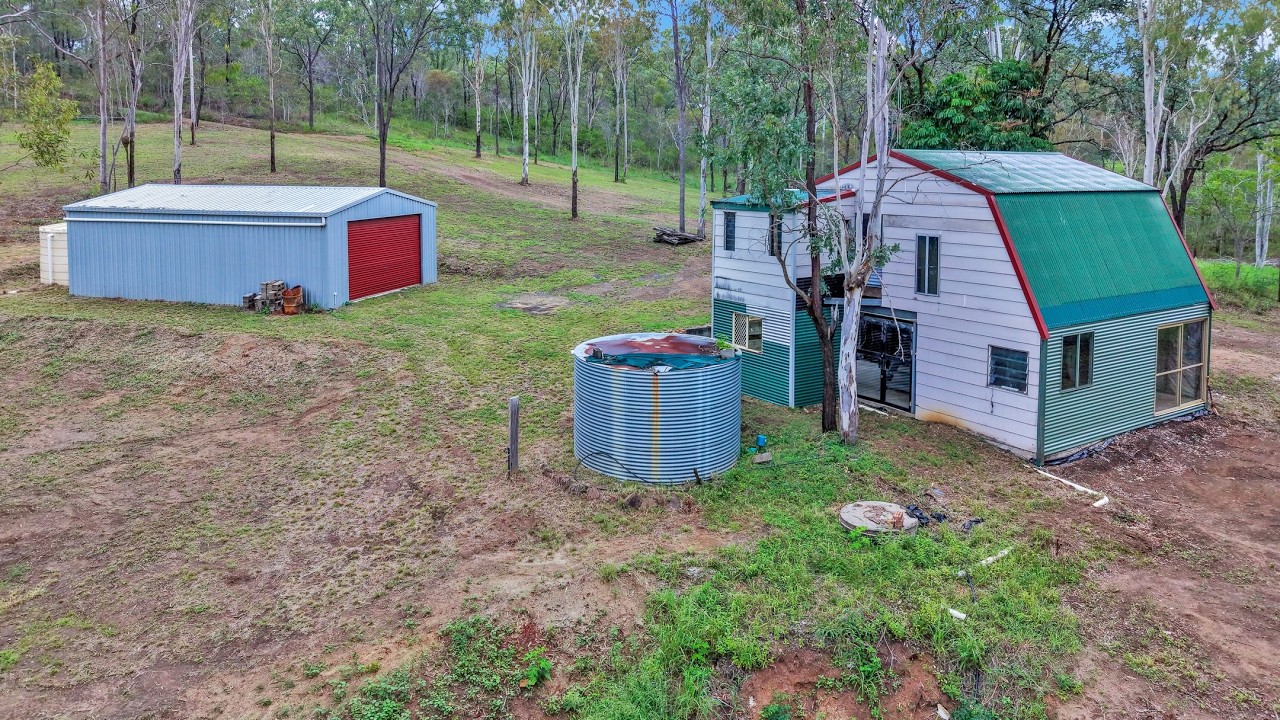 90 HH Innes Rd, Horse Camp, Qld