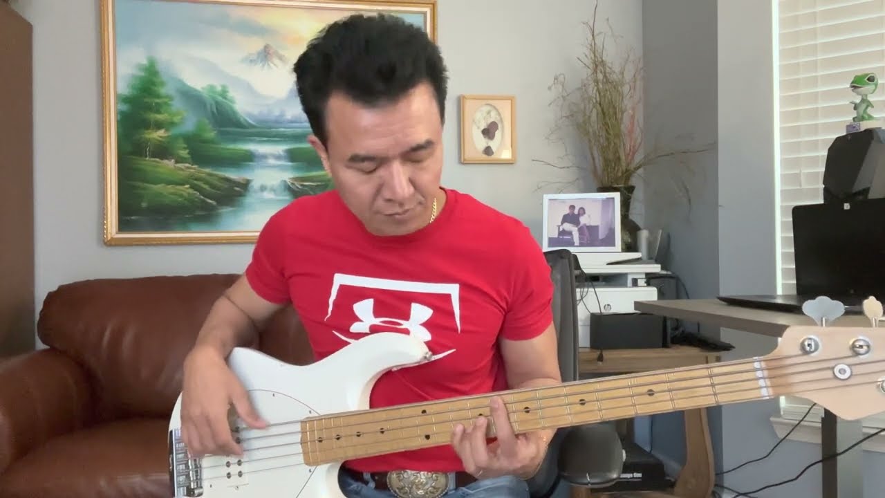 Basic Bass Lesson-Bassအလုံးပိုထည့်တီးနည်း