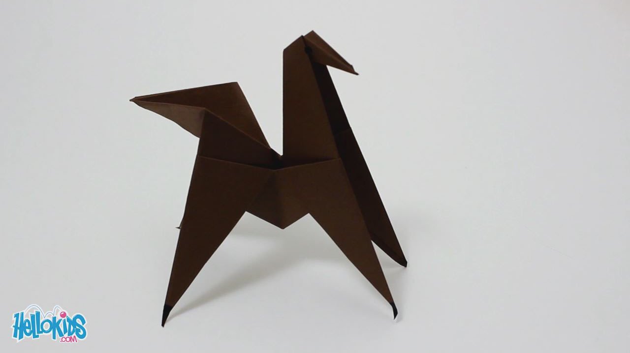 Le cheval origami (Hellokids)