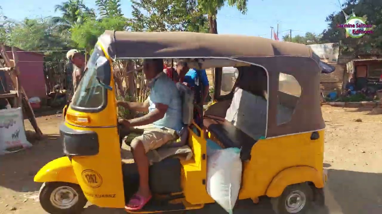 Madagascar🇲🇬Diego Suarez (Antsiranana)🇲🇬Histoires de vie et Résilience. La vita in periferia