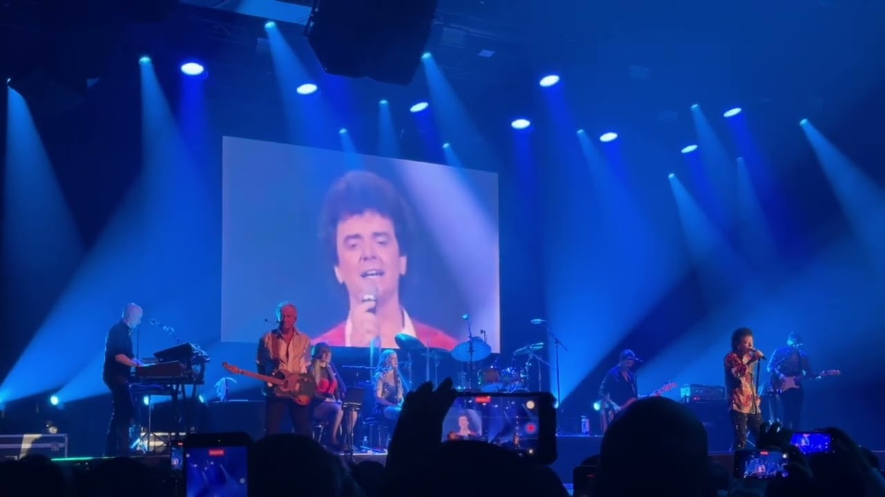 Air supply concert . . .#airsupply #airsupplysongs #song #concert #winterpark 