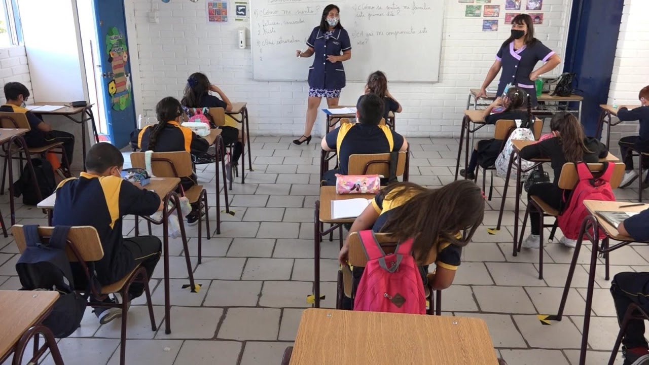 Mineduc: clases presenciales serán obligatorias desde marzo 2022