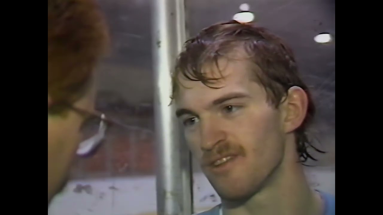 Buffalo Sabres Jacques Cloutier takes over for Darren Puppa January 1989.