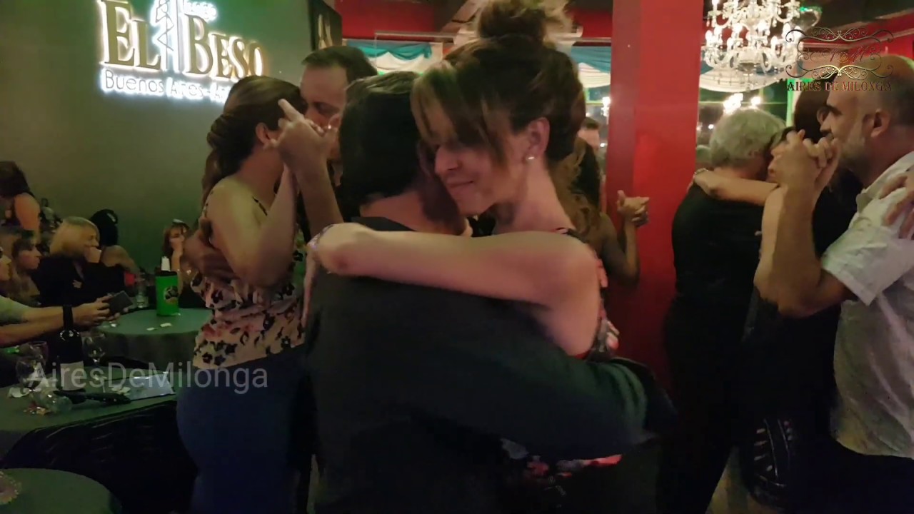 La Práctica de los Lunes, en El Beso. tango milonga