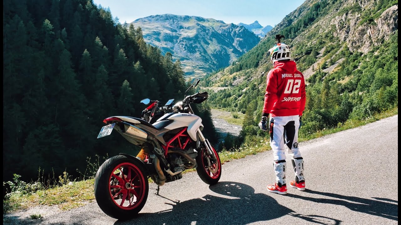 Col de la Bonette des Paysages de Dingue 🤯 ( Balade à Moto )