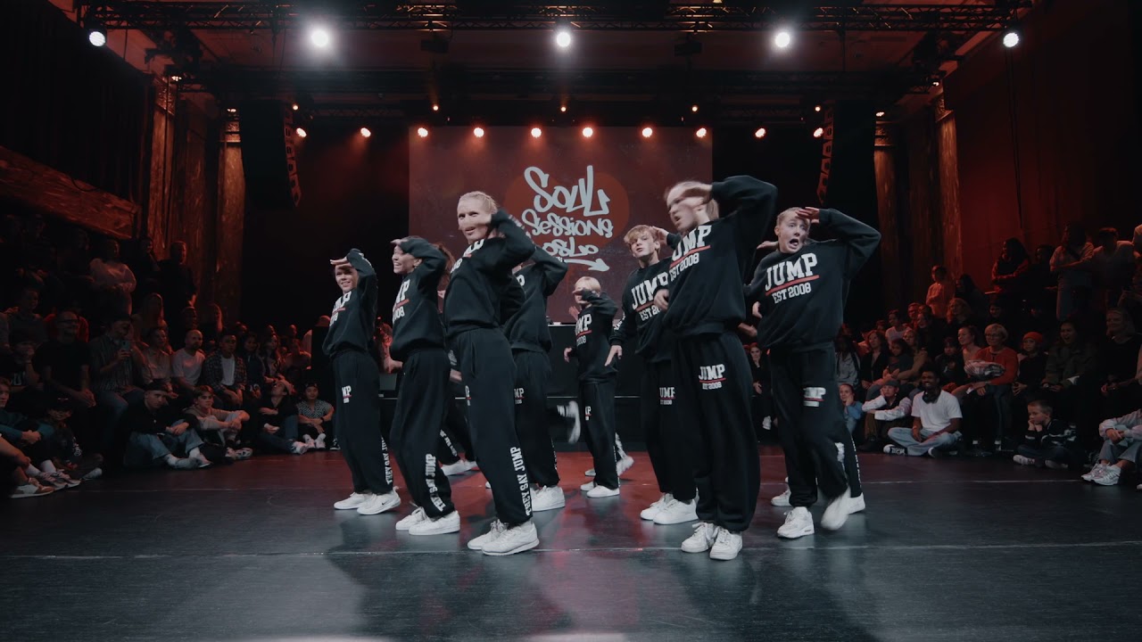 Jump Crew // Showcase competition // EXTENDED 2021
