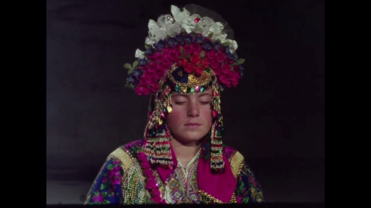 Torbeshka narodna nosija od Drimkol-Labunishta,Oktisi,Podgorci, Borovec...(RTS 1980)