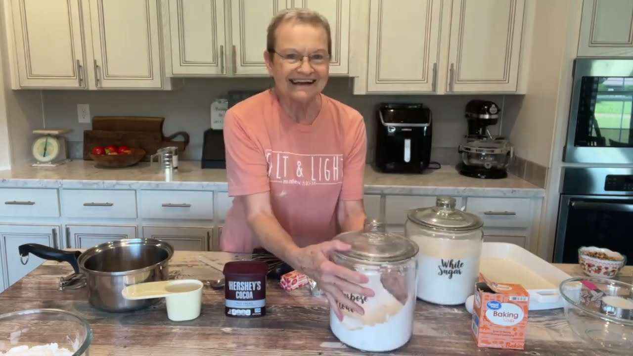 How to make a boiled chocolate cake | Mama Sue's recipes | The best chocolate cake dessert