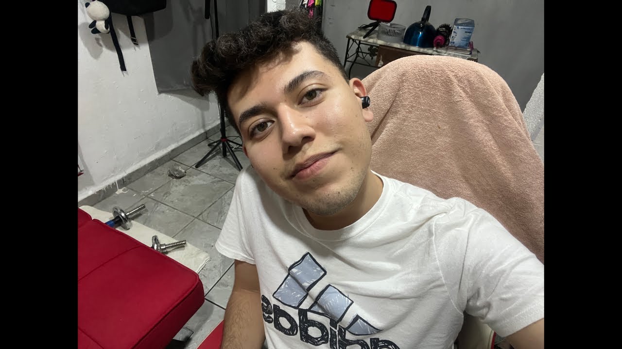 Diego_osolis está en vivo! Configurando mi pc 💕 :((💔 nuevo video!!