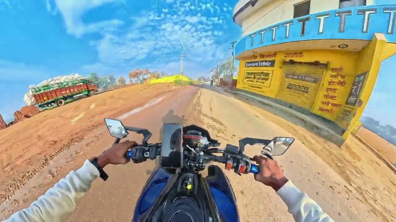 Ghaziabad Day Ride  by Yamaha FZS V4 || Today weather is Lovely || Innocent Pro Rider 