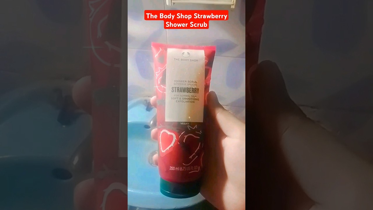 The Body Shop Strawberry Shower Scrub Review 