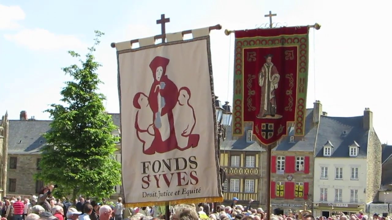Tréguier : Le Pardon de Saint Yves /  mai 2014