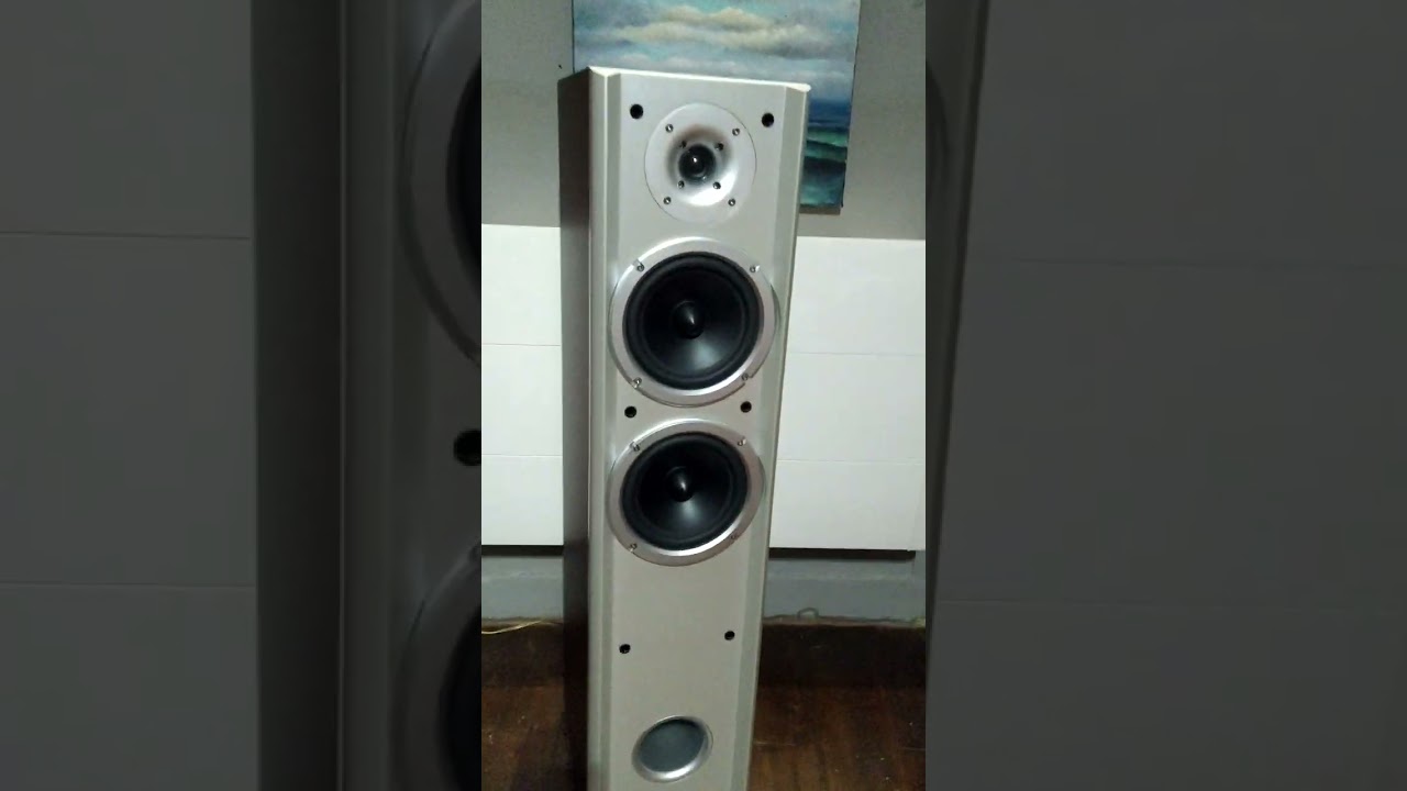 jamo s 718 vs jamo s 708 a priori pas de difference