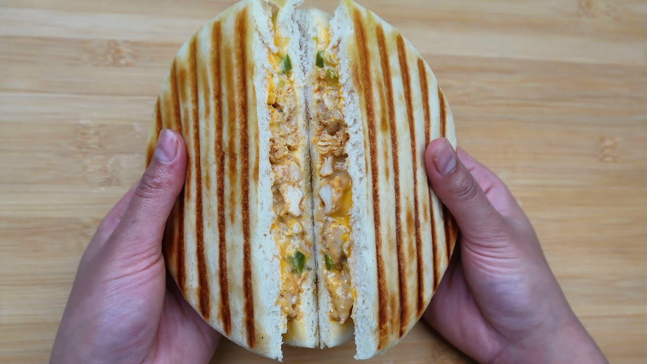 Shawarma Sandwich / Pizza Sandwich By Food Tastery 