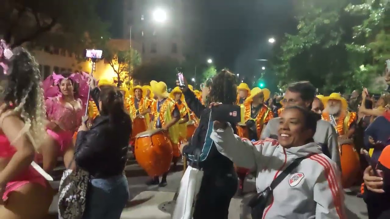 🔴⚫Llamada Madre⚪🟡 🔥La Candela de San Telmo🔥7/12/24 Parte.1 #candombe #uruguay