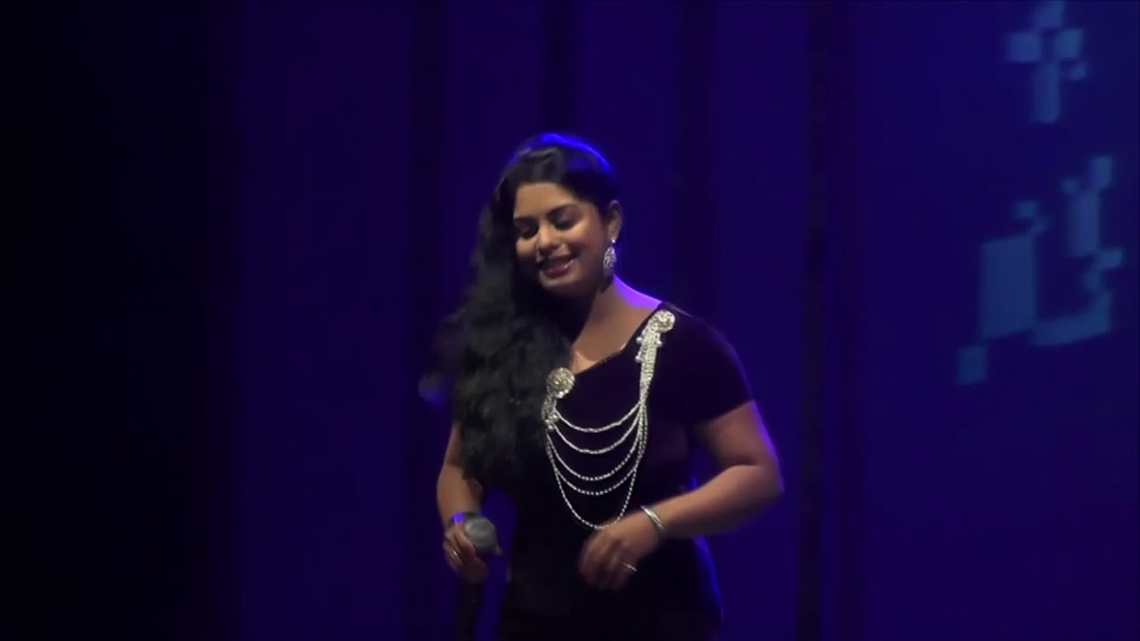 raat akeli hai bujh gaye diye | Radhika Atre