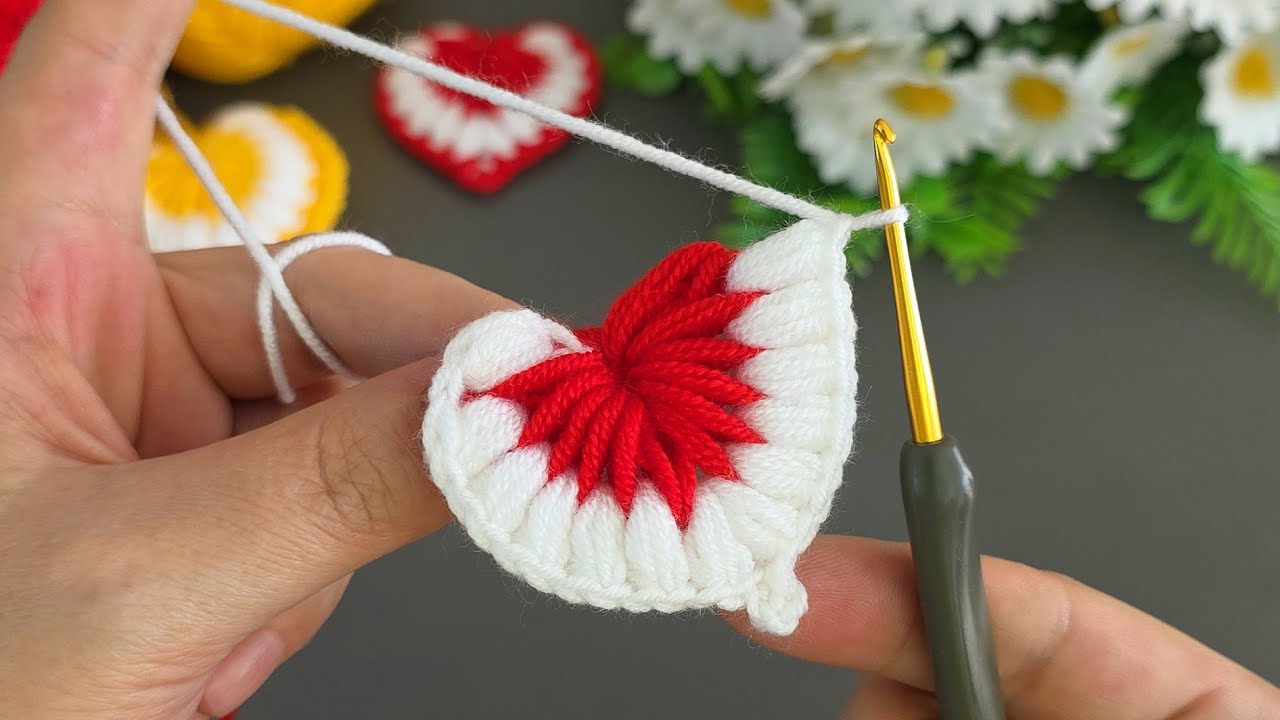 Wow! Great idea. How to make a stunning crochet heart keychain 😍 Sell and gift