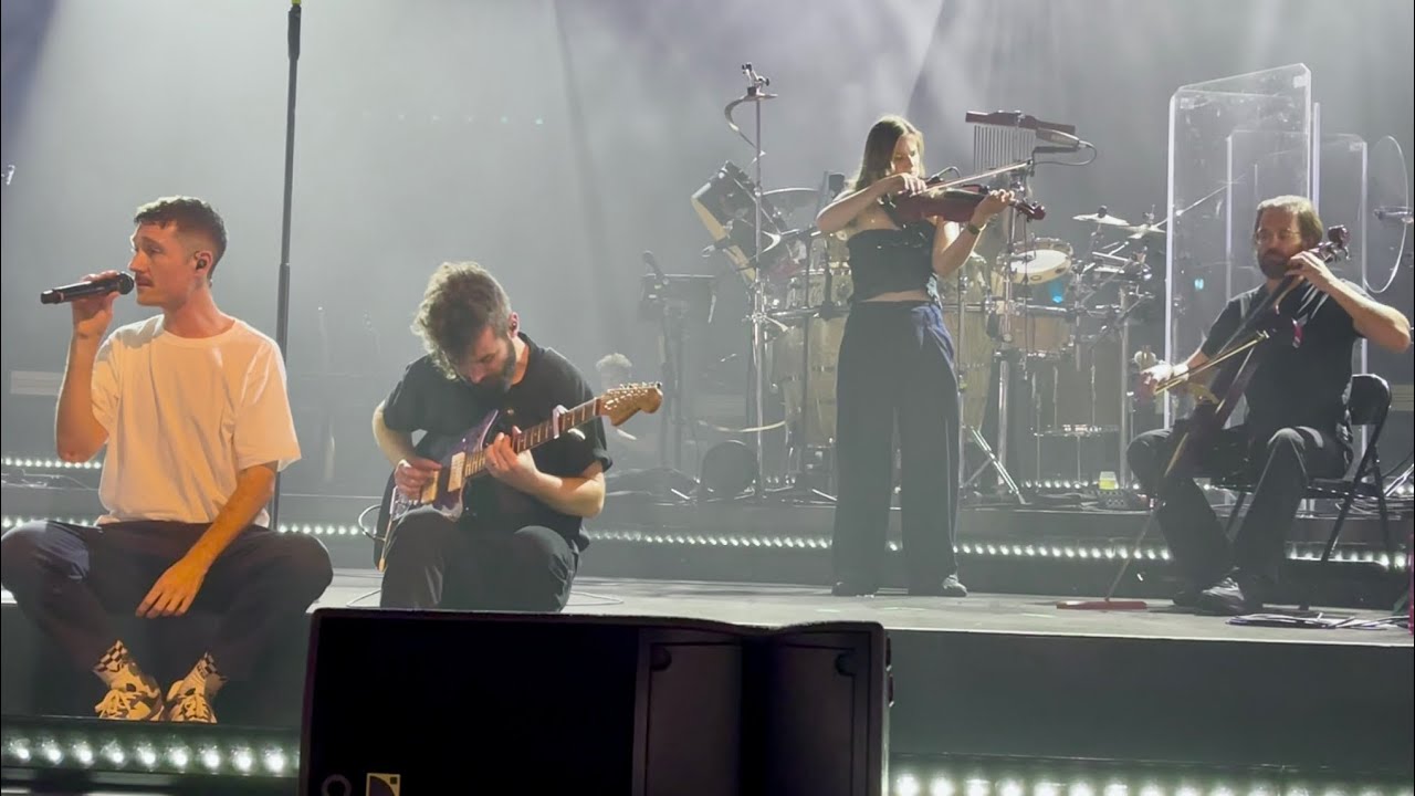 Bastille - Oblivion - Live in Cardiff (2025)