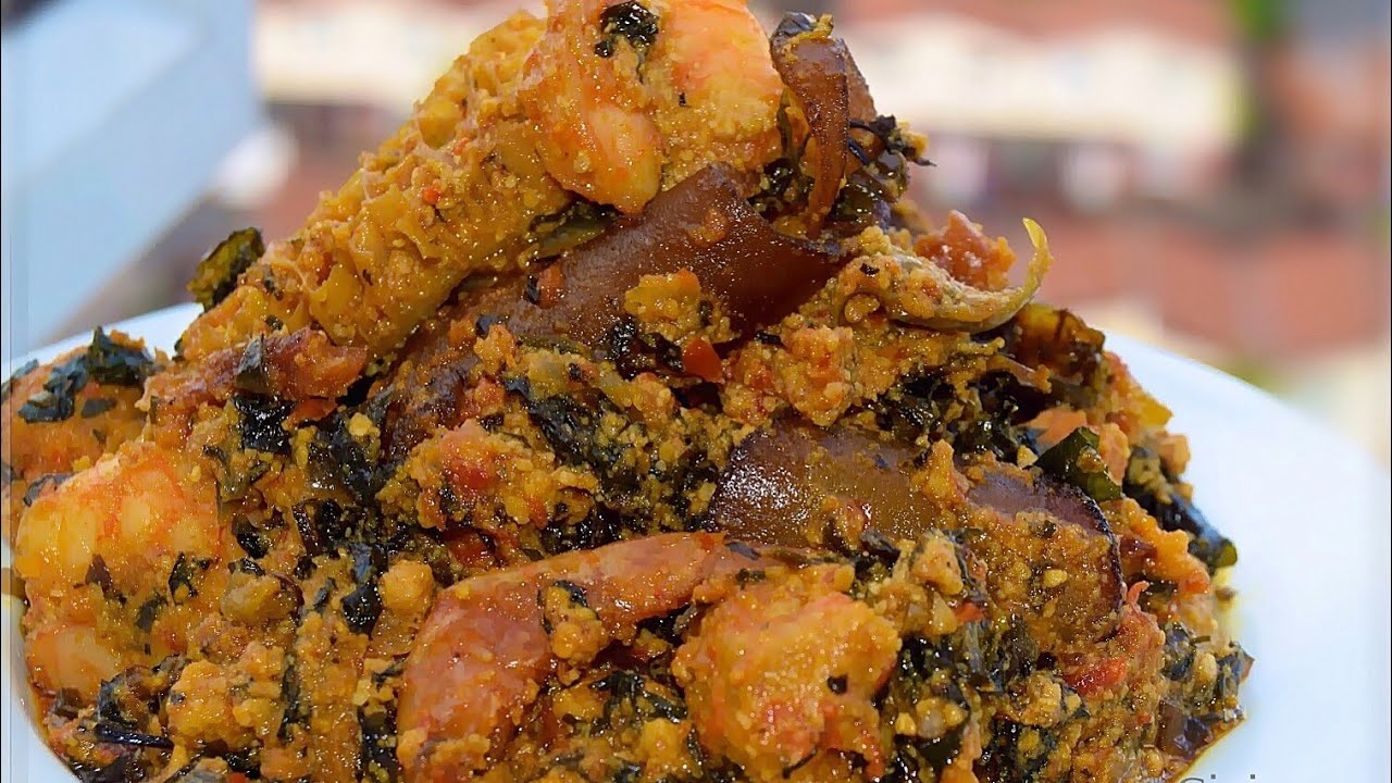 HOW TO MAKE EGUSI SOUP - NIGERIAN EGUSI SOUP - SISI JEMIMAH