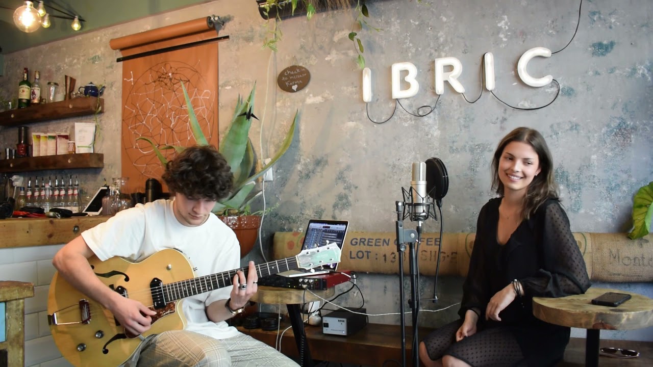 Crazy (Gnarls Barkley) - Cover by Luis & Annais (The Beat Music School)