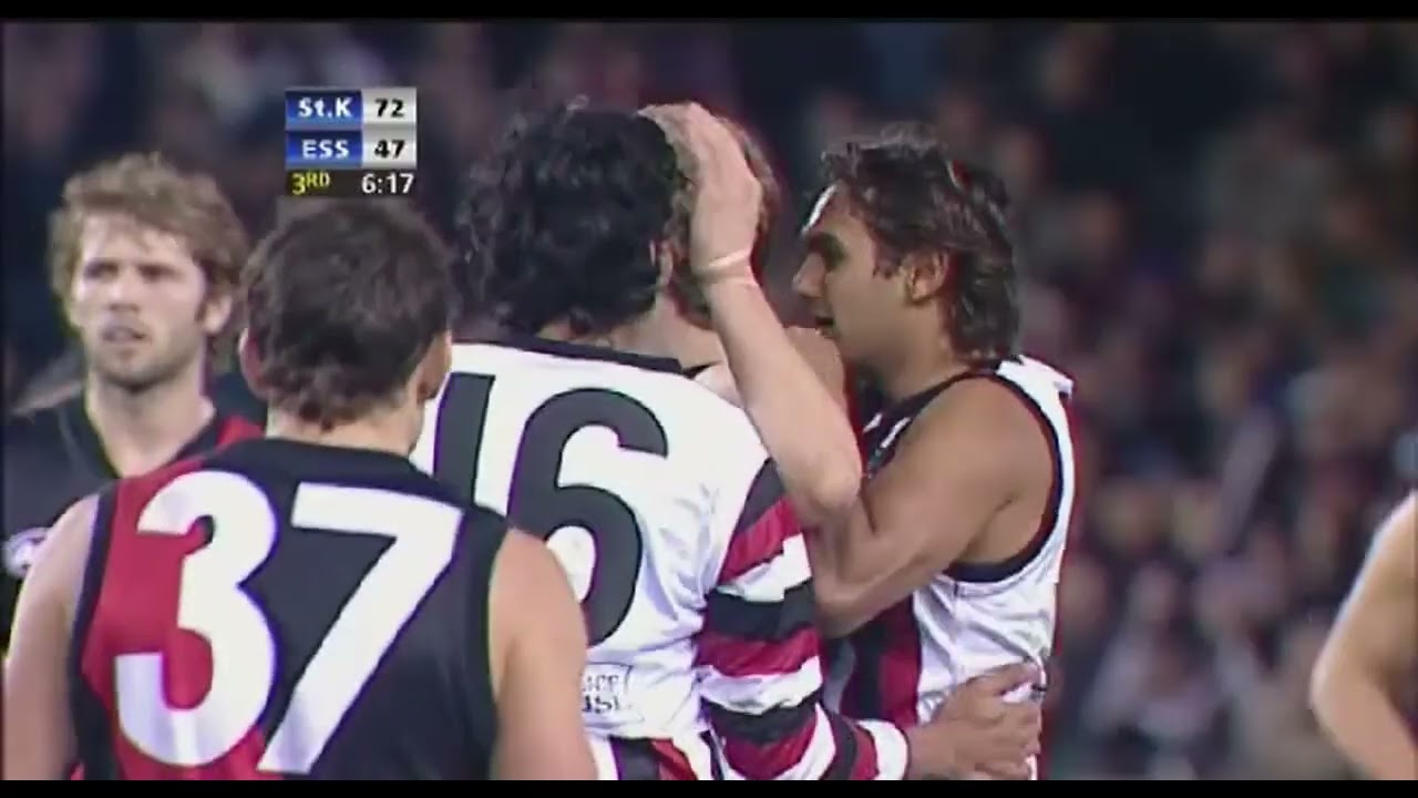 St Kilda Saints FC: 2004 AFL Premiership Highlights. Round 17, St Kilda v Essendon, Docklands.