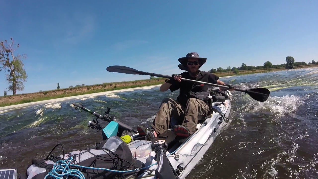 River trip Descente de La Loire en kayak... 9 jours en autonomie bivouac bushcraft