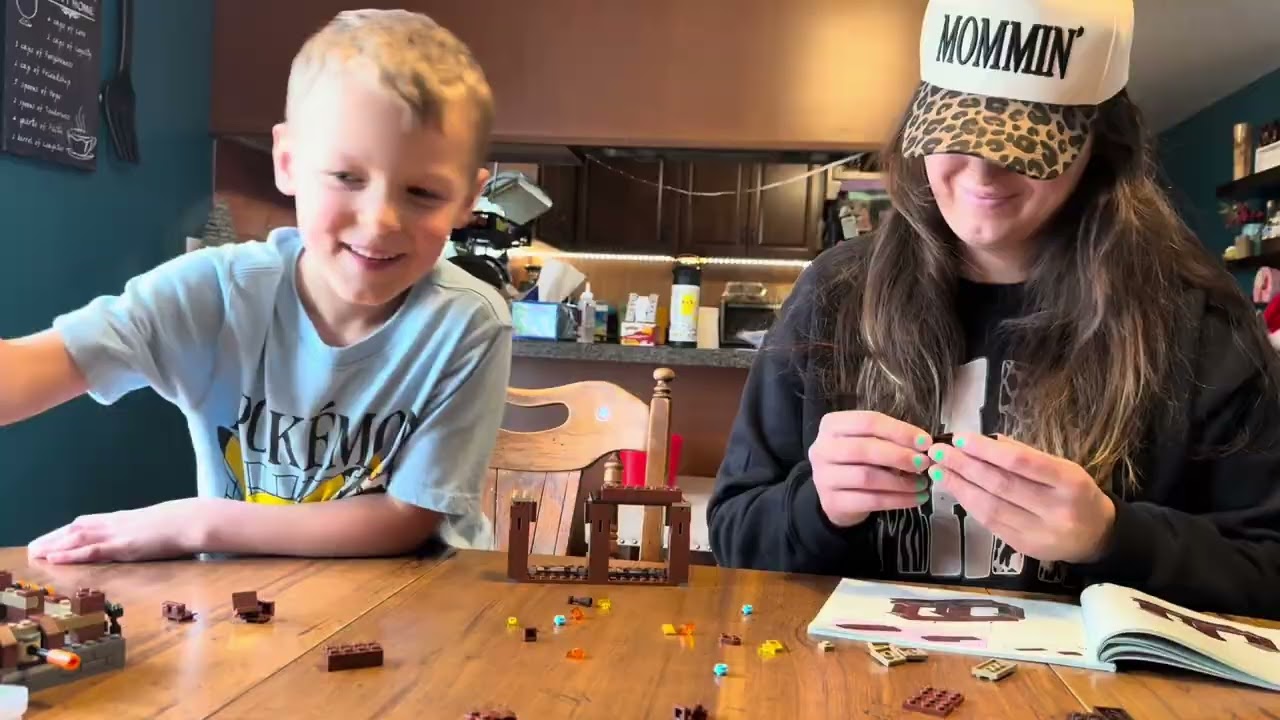 Minecraft LEGO movie set assemble at super speed ⚡️ 