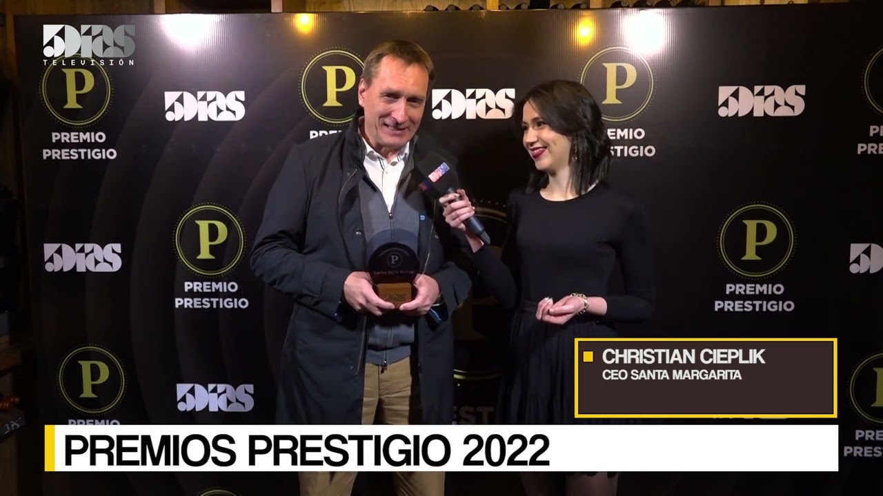 Christian Cieplik | Premios Prestigio 2022 |&nbsp;5d&iacute;asTV
